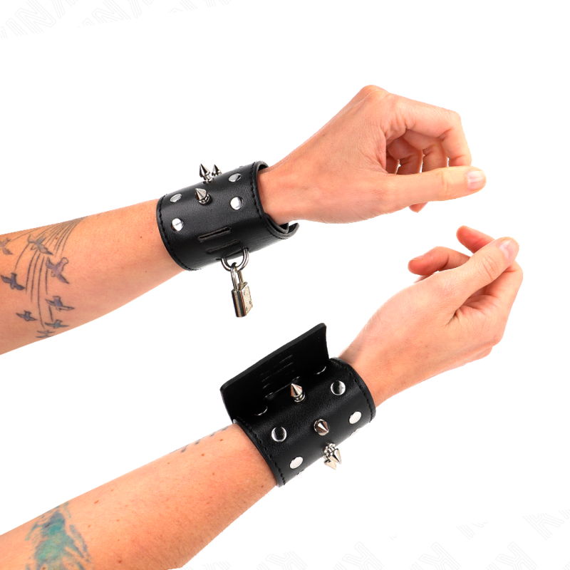 KINK - MUÑEQUERAS ESTILO PUNK CON PINCHOS 25 X 6 CM KINK WRIST RESTRAINT