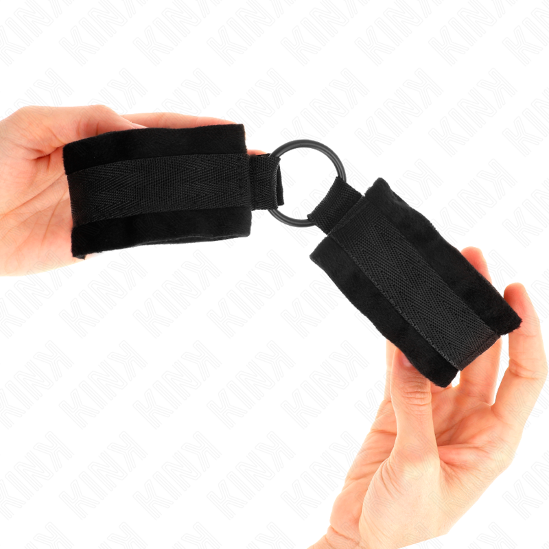 KINK - MUÑEQUERAS 25 CM PARA PRINCIPIANTES CON ANILLA 4 CM NEGRO AJUSTABLE 15-25 CM KINK WRIST RESTRAINT