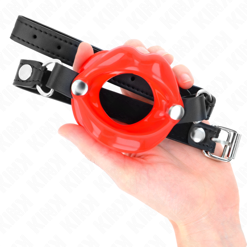 KINK - MORDAZA LABIAL 8 CM CON CORREA DE POLIPIEL ROJO 63 x 2 CM AJUSTABLE 39-58 CM KINK COLLAR & GAG