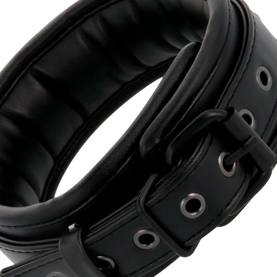 DARKNESS - ESPOSAS Y COLLAR DE CUERO NEGRO DARKNESS
