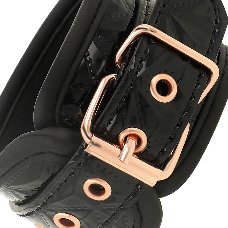 COQUETTE CHIC DESIRE - BLACK EDITION ESPOSAS PARA MANOS CON FORRO DE NEOPRENO COQUETTE FANTASY