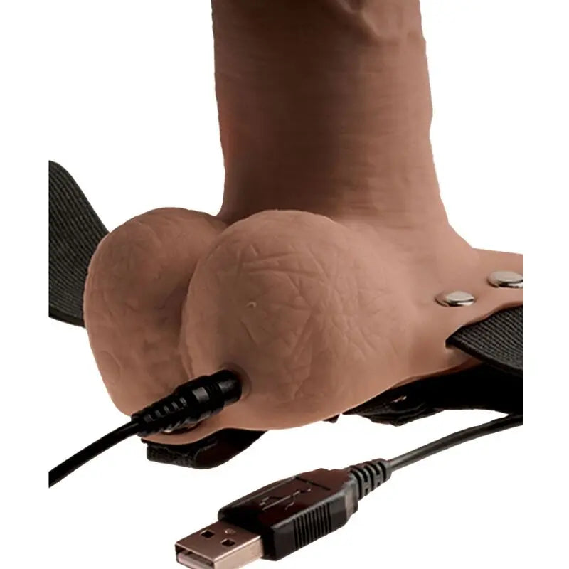 FETISH FANTASY SERIES - ARNÉS AJUSTABLE PENE REALÍSTICO CON TESTÍCULOS RECARGABLE Y VIBRADOR 15 CM FETISH FANTASY SERIES