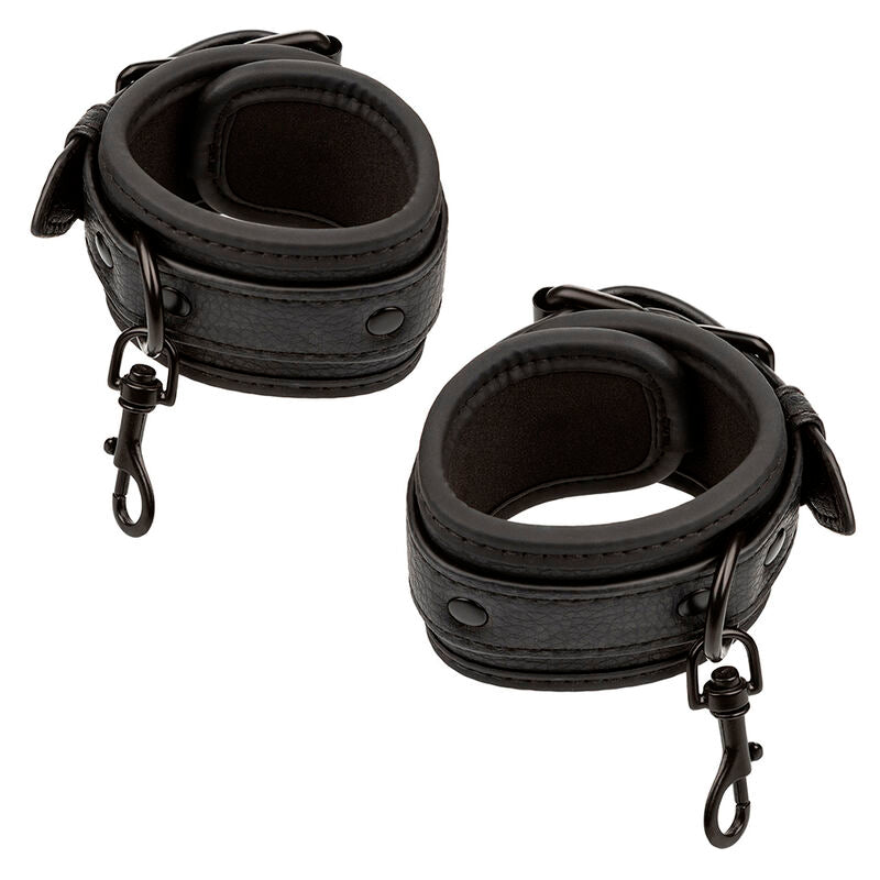 CALEXOTICS - NOCTURNAL RESTRICCIONES DE CAMA CUERO AJUSTABLE NEGRO CALEXOTICS