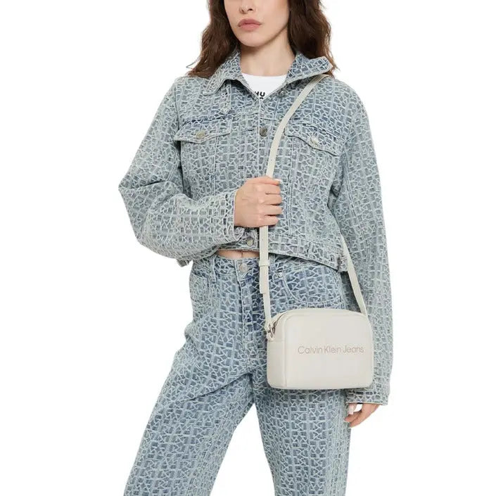Calvin Klein Jeans Rankinė Moterims - julyboutique